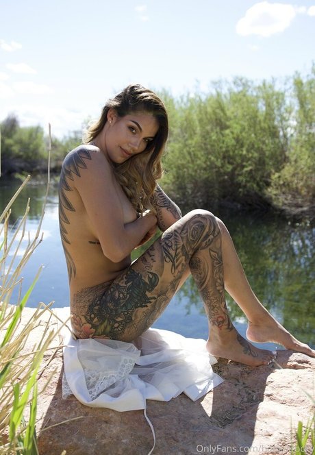 cougars onlyfans art naked pic