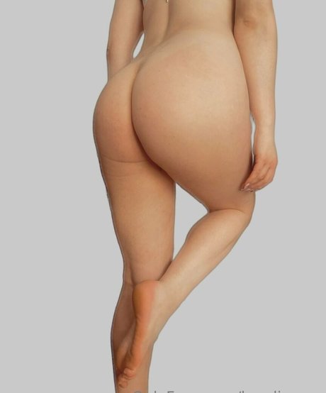 karolinaaemm erotic star photos