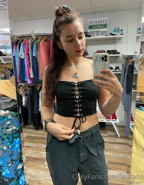 lsdtabs model erotic images