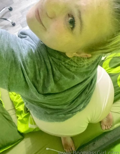 blonde deepthroat onlyfans hot porn image