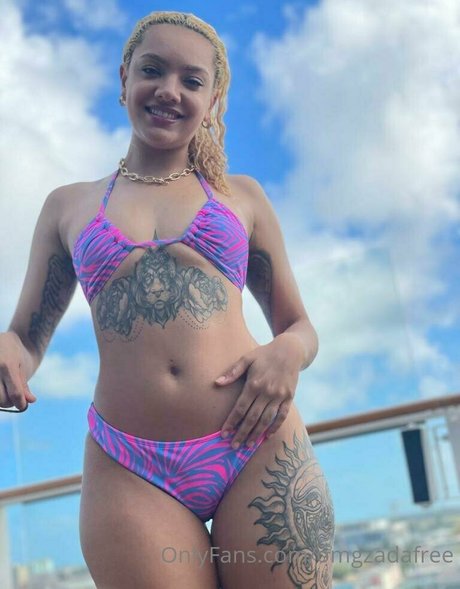 omgzadafree beautiful model photo