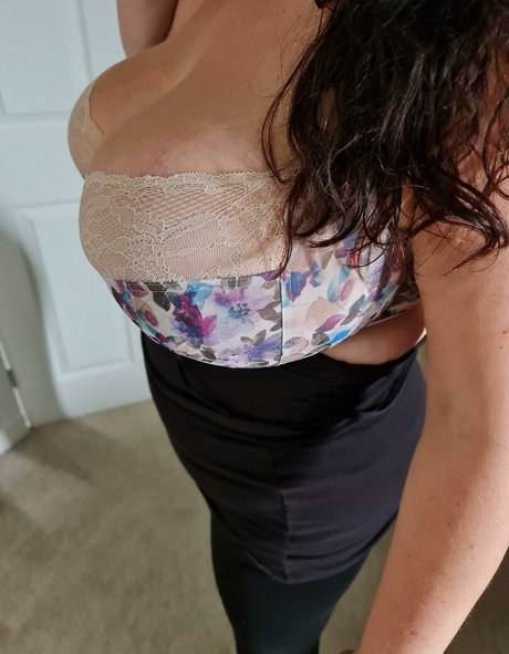 Huge Cups nice actress picture