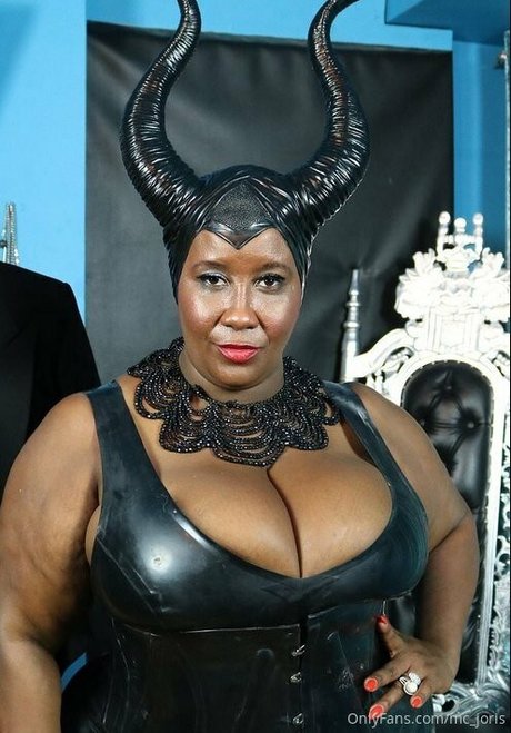 mc joris nudes star pic