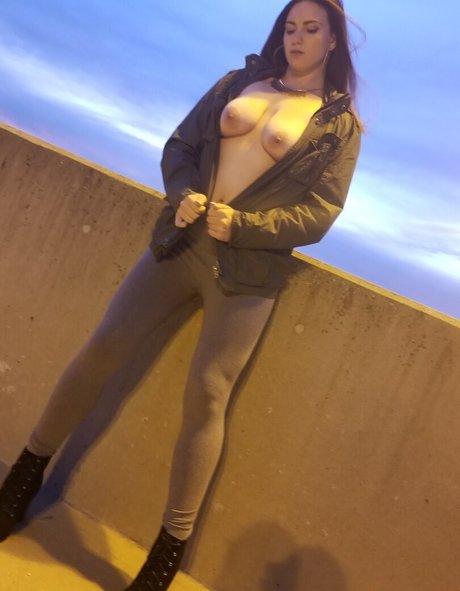 Anacondanoire xxx actress image