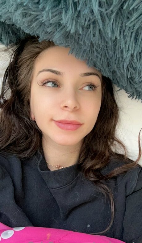 rachelrain pornstar nude archive