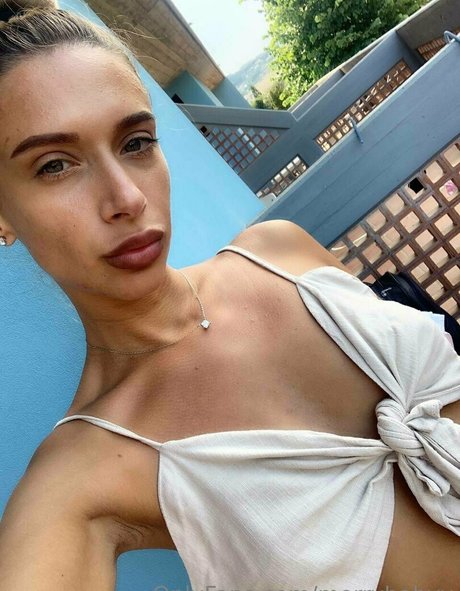 merrybabyy sexy actress photos