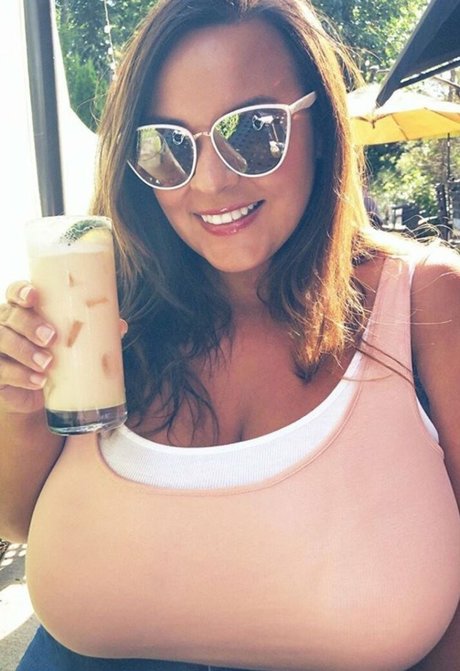 Nicole Denise Johansson exclusive model galleries