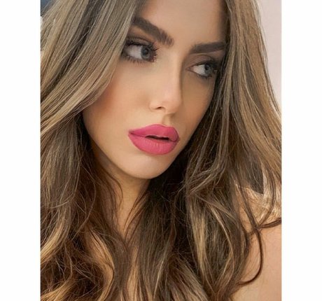 Ylenia Bevelacqua beautiful pornstar pics