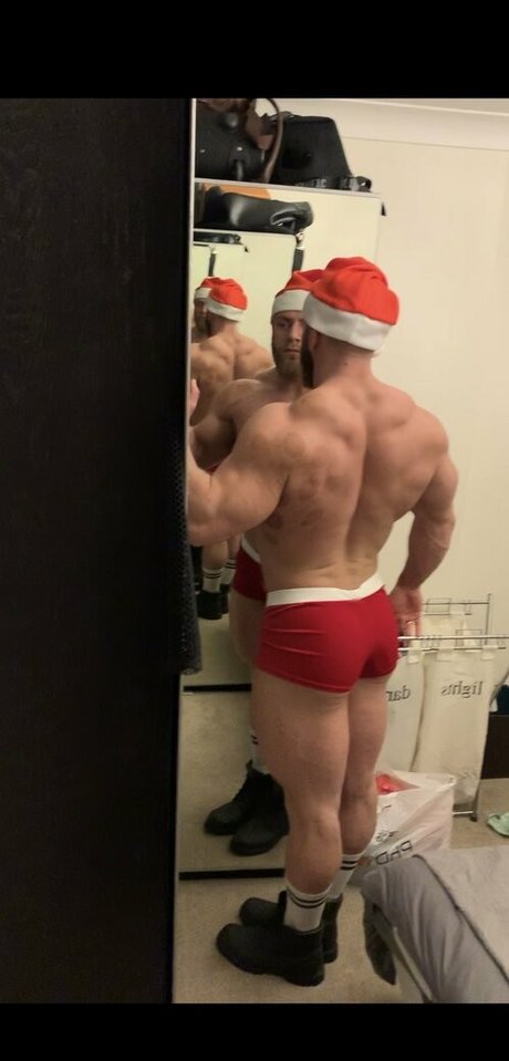 tiny onlyfans hot pics