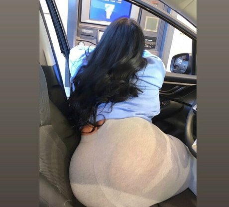 ashbovaxo actress img