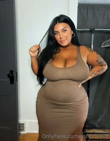 ashbovaxo model nudes pics
