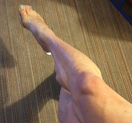 laceys muscular calves model erotic gallery