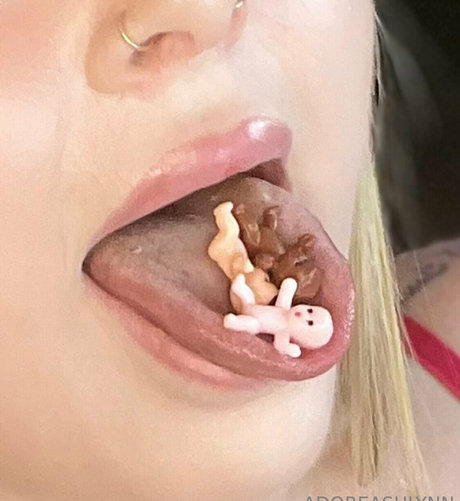 adoreashlynn hot model image