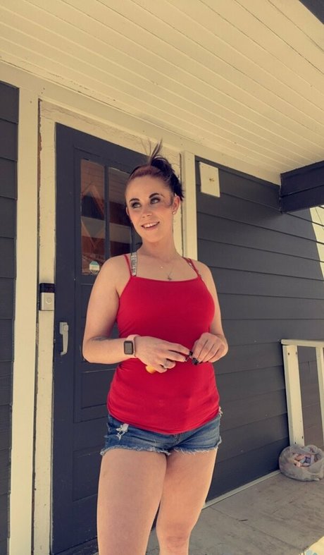 queenbitch1998 adult star pics