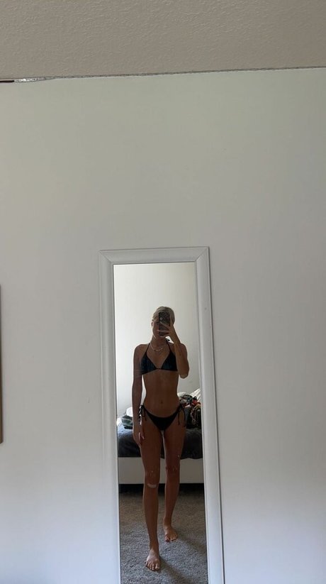 Calysta Erickson model erotic photos