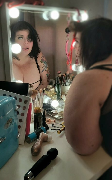 trans teen onlyfans naked picture