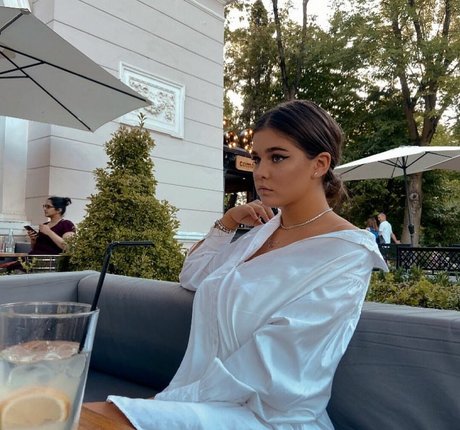 pasenciuc karina nudes model images