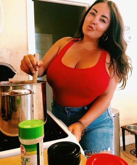 Gabb Ferraro star nice photo