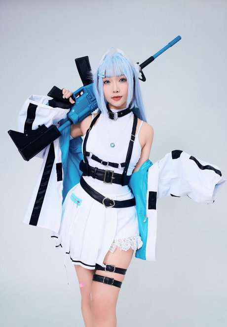 Reakami model nudes img