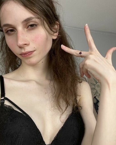 Lillith Xoxo sex pornstar pictures