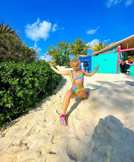 Jojo Siwa xxx model pics