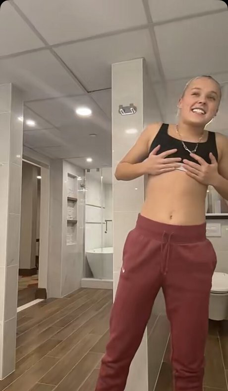 Jojo Siwa pornstar sexy pictures
