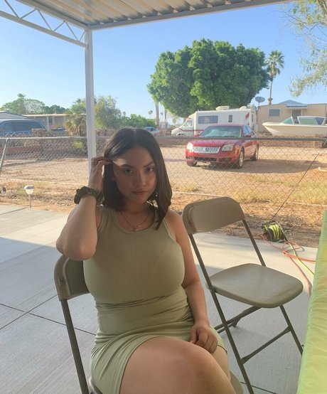 Wendy Chavez hd pornstar pics