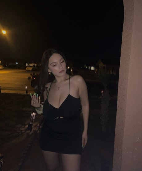 Wendy Chavez model xxx galleries