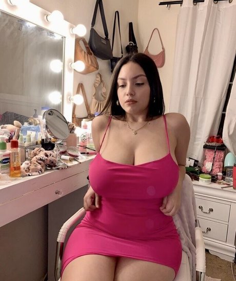 Wendy Chavez exclusive model photos