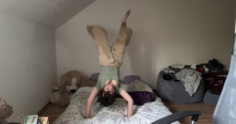 Sidneuke free star pictures