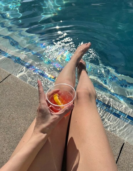 Apollolol pornstar free photos