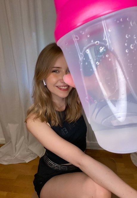 Apollolol star exclusive pic