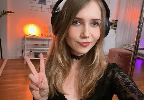 Apollolol perfect model archive