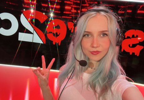 gloryhole onlyfans porn pic