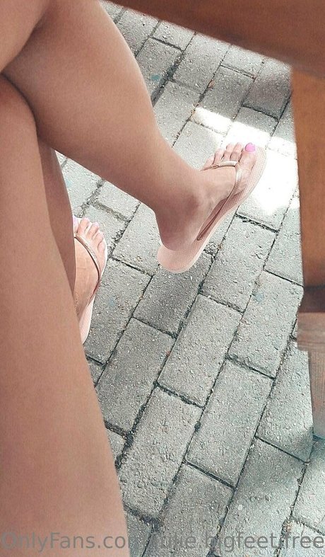 julie bigfeet free star adult galleries