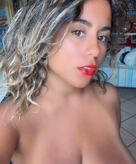 Lia Grimmie star free photos