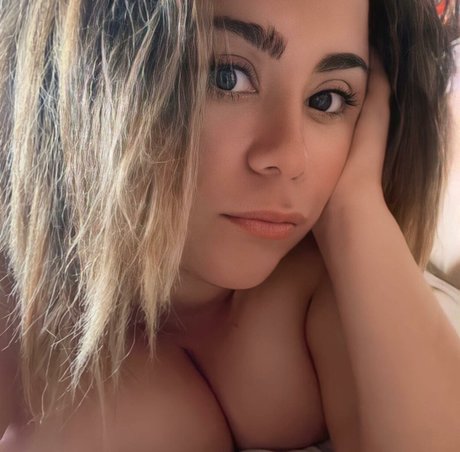 Lia Grimmie xxx model archive