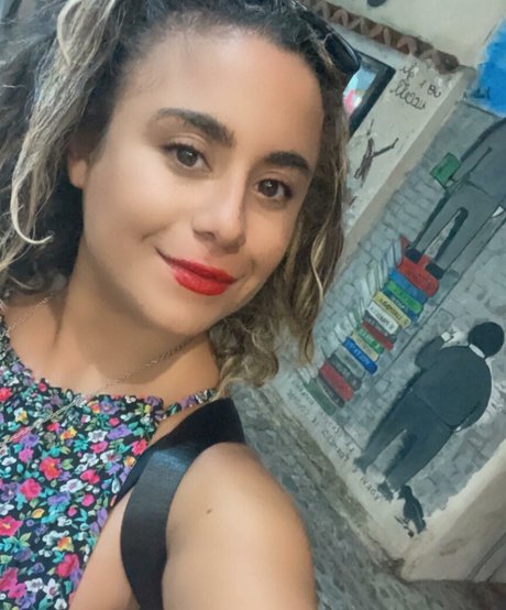 Lia Grimmie pornstar naked picture