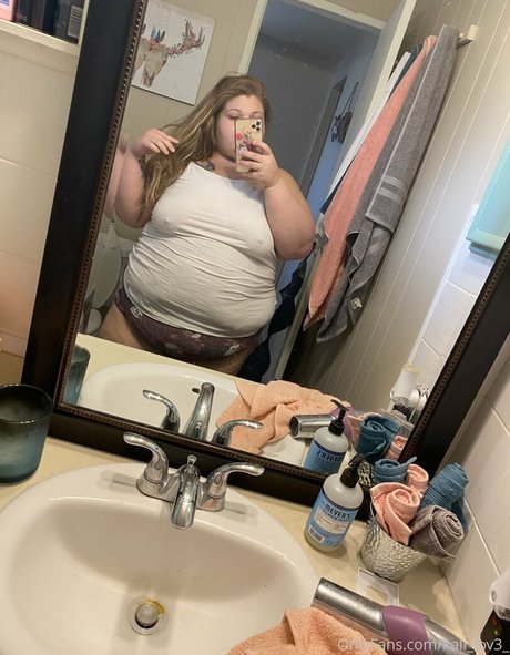 kali lov3_ nudes model image