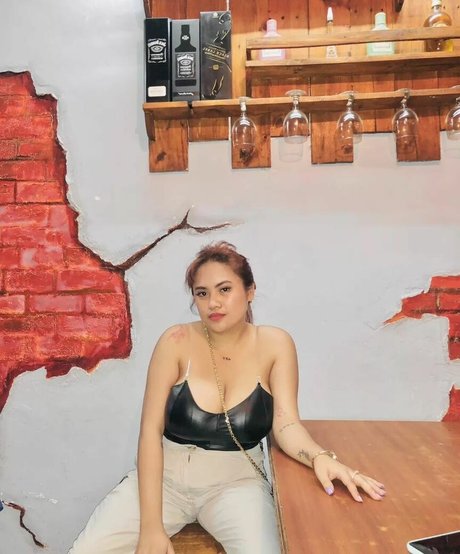 Joycen Artus xxx actress pictures