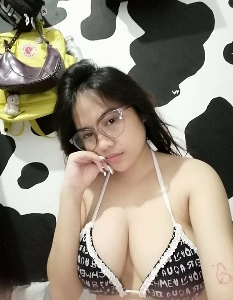 Joycen Artus model porn photos