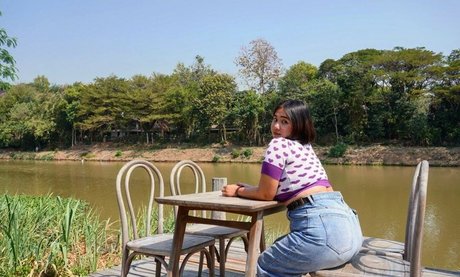 milf glasses onlyfans sexy naked pic