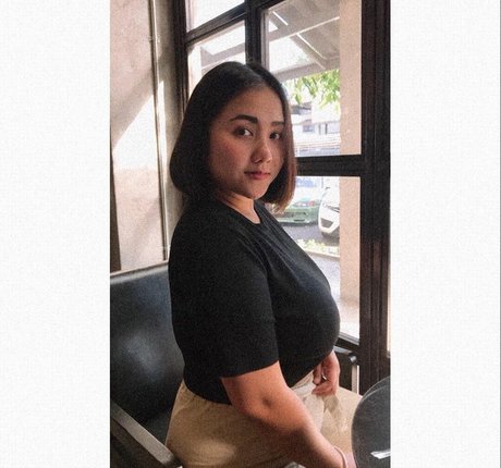 Phiromya Pangyouk nice actress photos