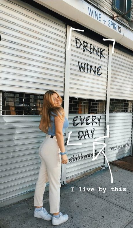 girl on girl onlyfans adult images