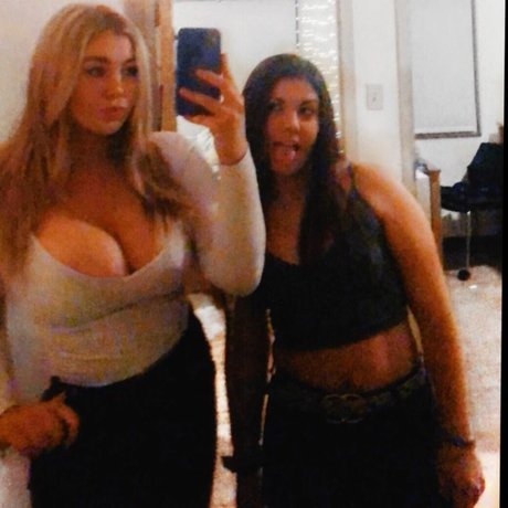 meakelena pornstar pretty pic