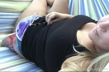 lilsmirk sexy pornstar pics