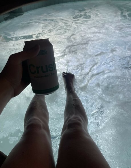 Spinachee model perfect photos