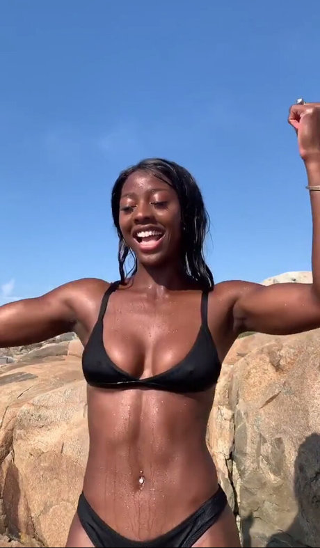 Khaddi Sagnia pornstar hot photos