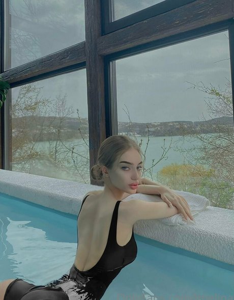 Imelina erotic model photo