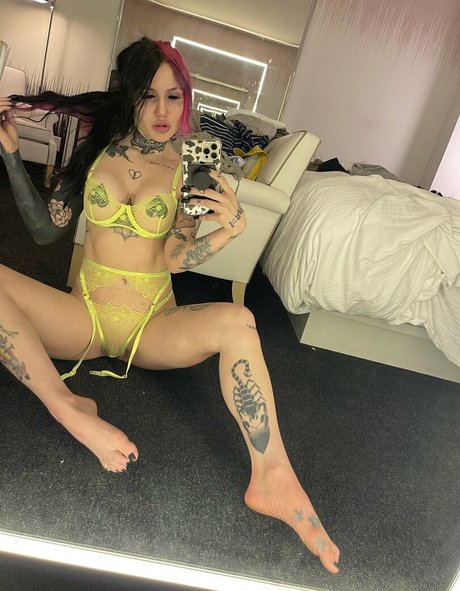 orylan model xxx galleries